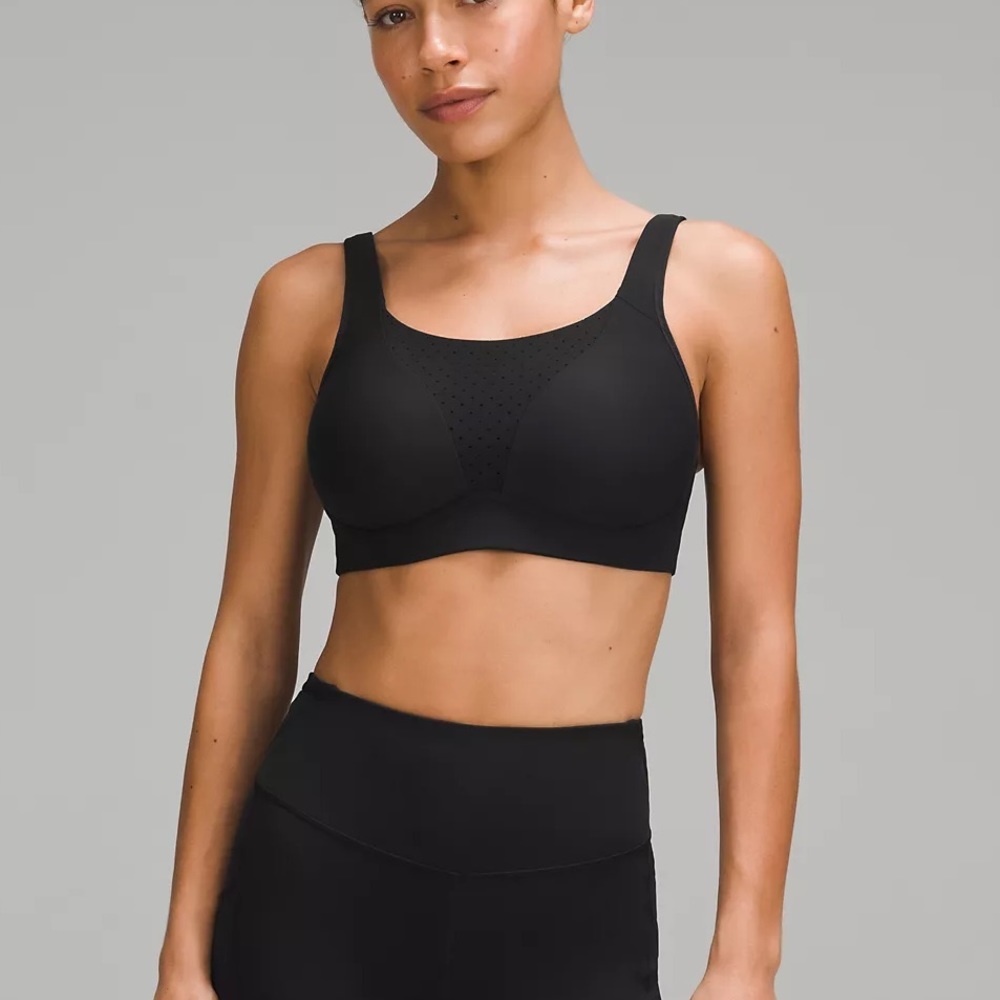Lululemon run time black high support sports bra